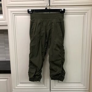 RARE Ivivva by Lululemon girl’s Live to Move crop